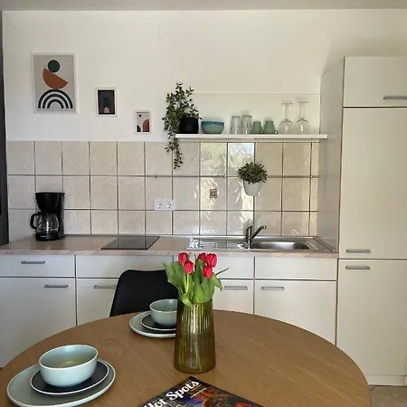 Apartment Pama-luko Supetar